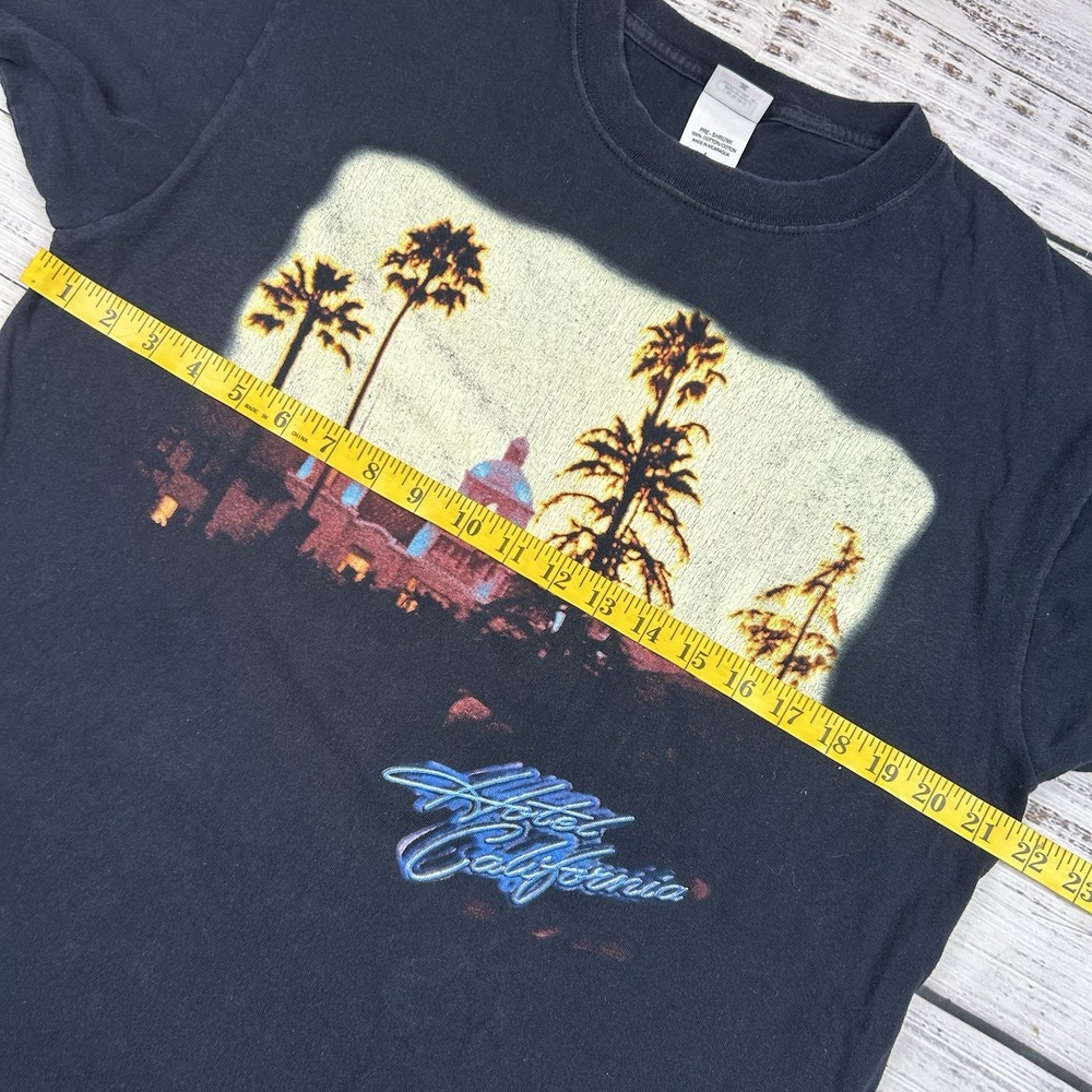 THE EAGLES Band HOTEL CALIFORNIA 08-09 Tour T Shirt Sz L Anvil Concert 2008 2009 - Picture 4 of 6